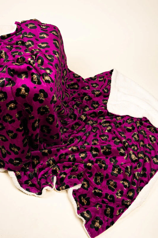 Home Cozy Dreams Rosita Leopard Plush Sherpa Blanket